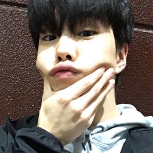 Meet your Posher, Hyun